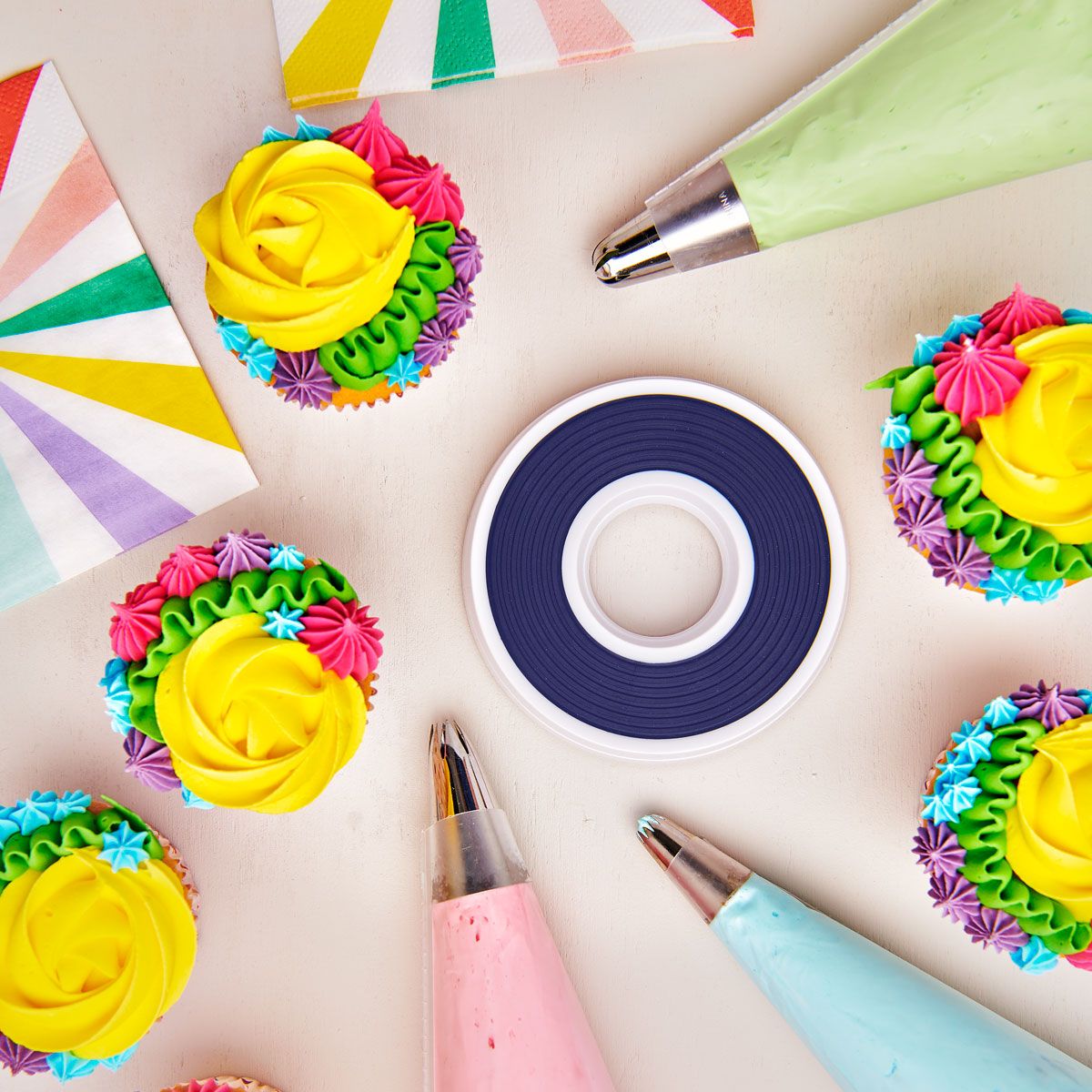 Wilton_2025_02-0-0644_Wilton_Mini_Non-Slip_Turntable_4_jpg_1