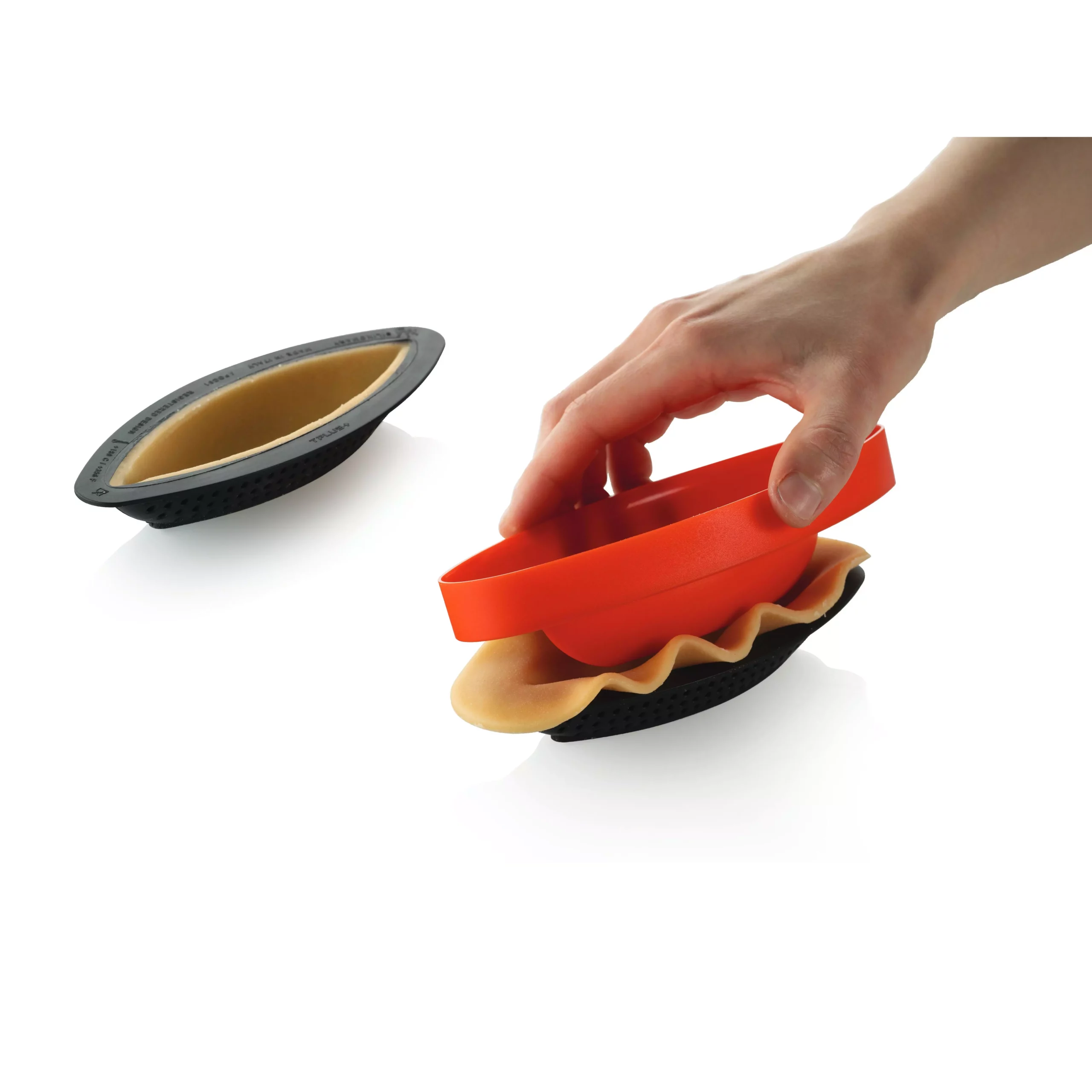 52.470.20.0165_3D_TARTE_RING_OVAL_120x40_NUDO