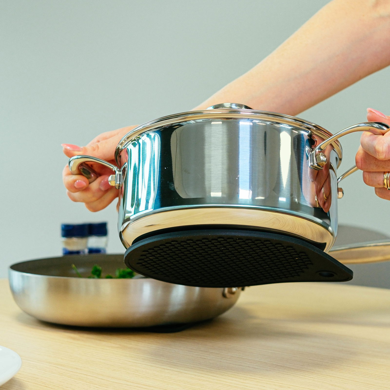 stockgroup_5740007832406-4 (1)